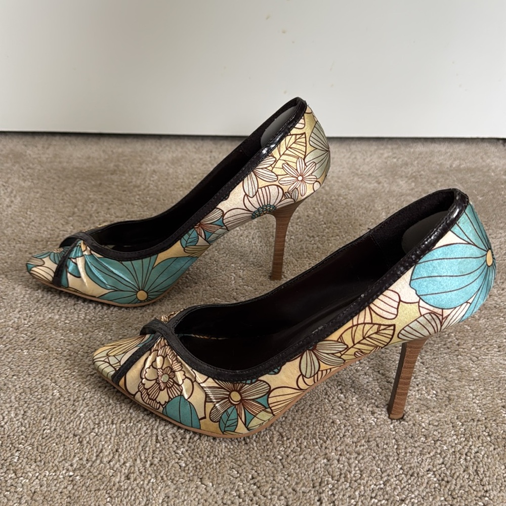 Charlotte Russe Cream and Blue Peep-Toe Heels